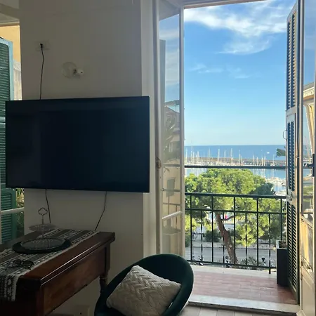 Apartmán Bresca's Loft - Piazza Bresca Sea View