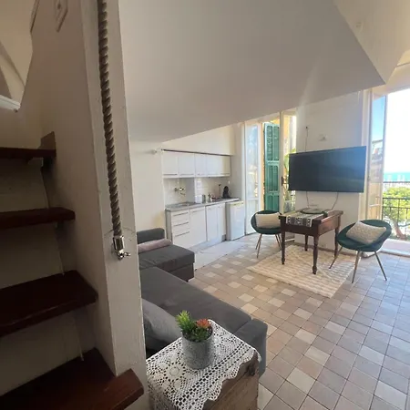 Apartmán Bresca's Loft - Piazza Bresca Sea View *